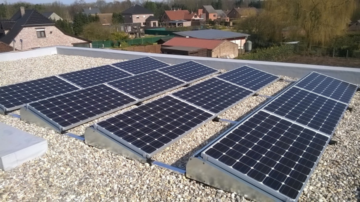 Zonnepanelen Bank Vooruit